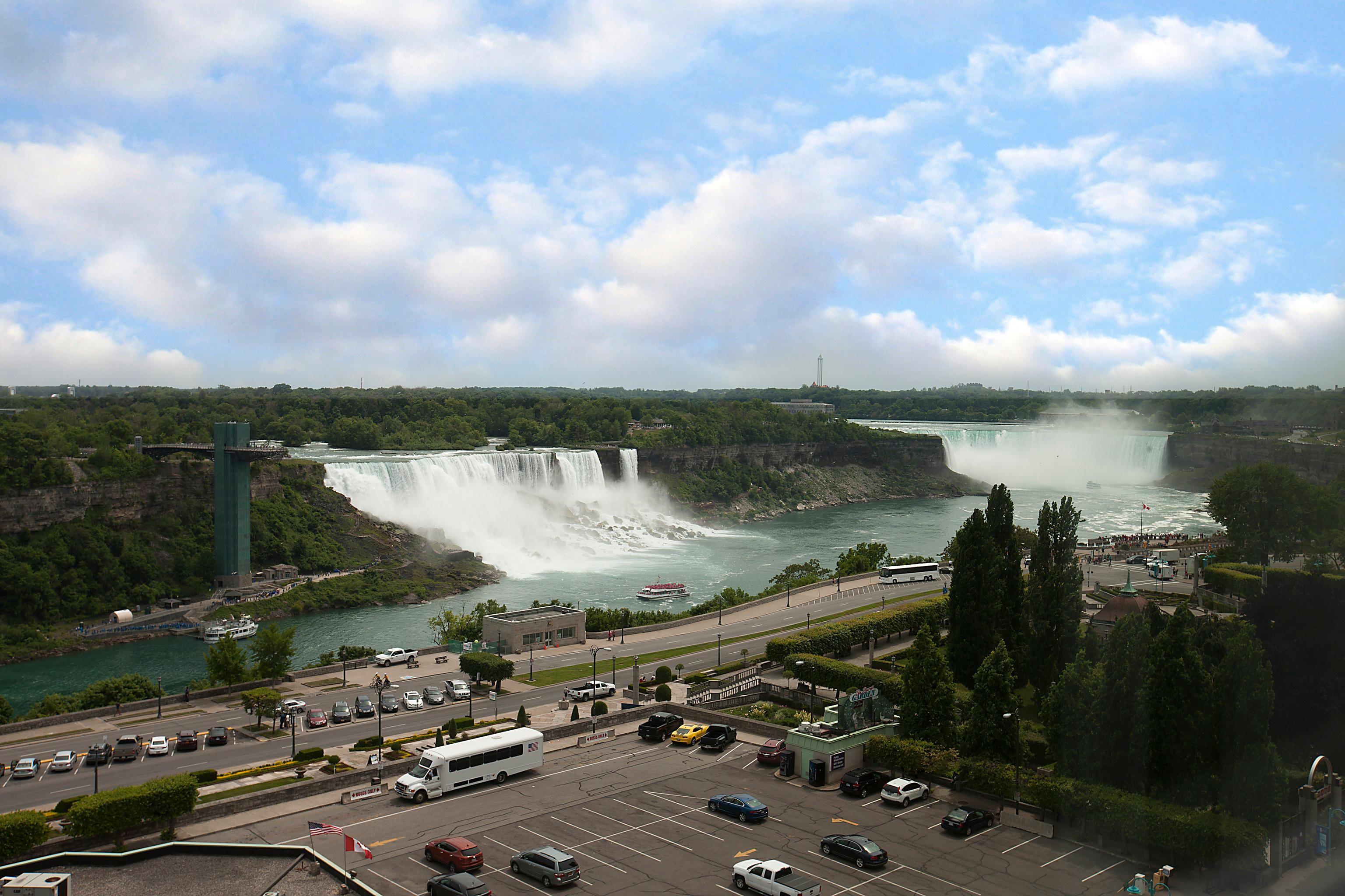 The Brock Fallsview, Tapestry By Hilton Station touristique Niagara Falls
